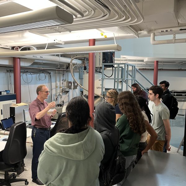 BioCoDE participants touring the Biomolecular Nuclear Magnetic Resonance Facility.