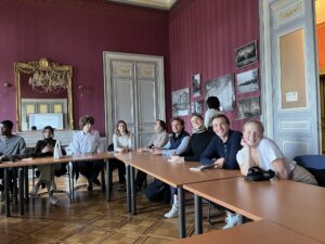 4BB395B1-2A41-4DD6-98C6-59C31DFB3C51_1_102_o