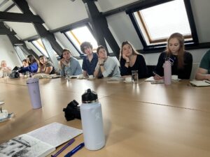 B62B2A60-3722-46DD-A5A9-3779EDAC9E50_1_102_o