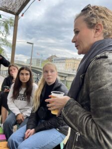 FAAE151D-0A43-446E-8CC7-19D36BFB830A_1_102_o