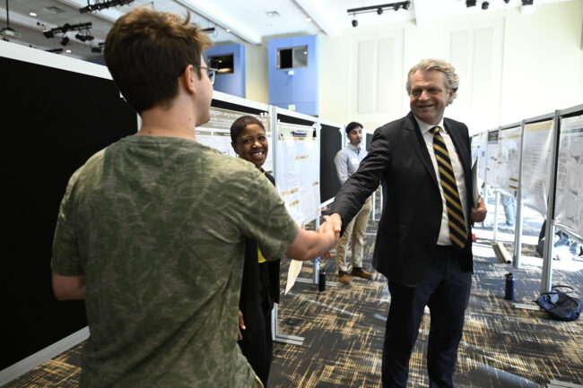 Undergraduate Research Fair Chancellor Daniel Diermeier