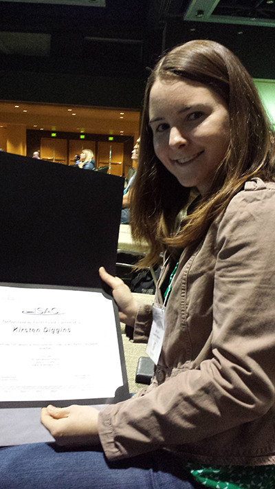 2016-06 Kirsten Diggins getting her best poster prize for MEM
