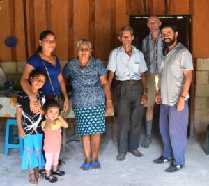 DSC_0813-Visiting-DonCristobal-Anciano-de-LaPólvora