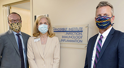 Photo of Dr. Balser and Dr. Pietenpol pose for a photo with Dr. Skaar at the new VI4 new lab in Medical Center North. Photos by Donn Jones/Vanderbilt University Medical Center