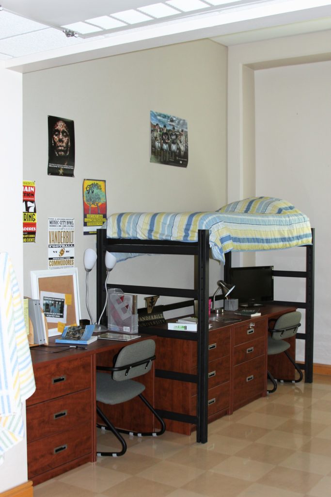 *Hank Ingram House Double Gallery Housing and Residential