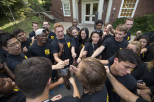 First year students participate in the Community Creed prior to Founder's Walk on the Martha Rivers Ingram Commons..(John Russell/Vanderbilt University)