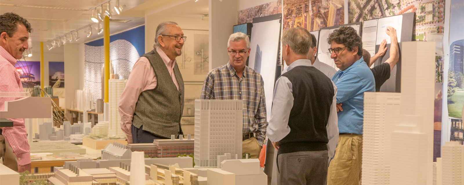 Trustees meeting with Pelli Clarke Pelli architects