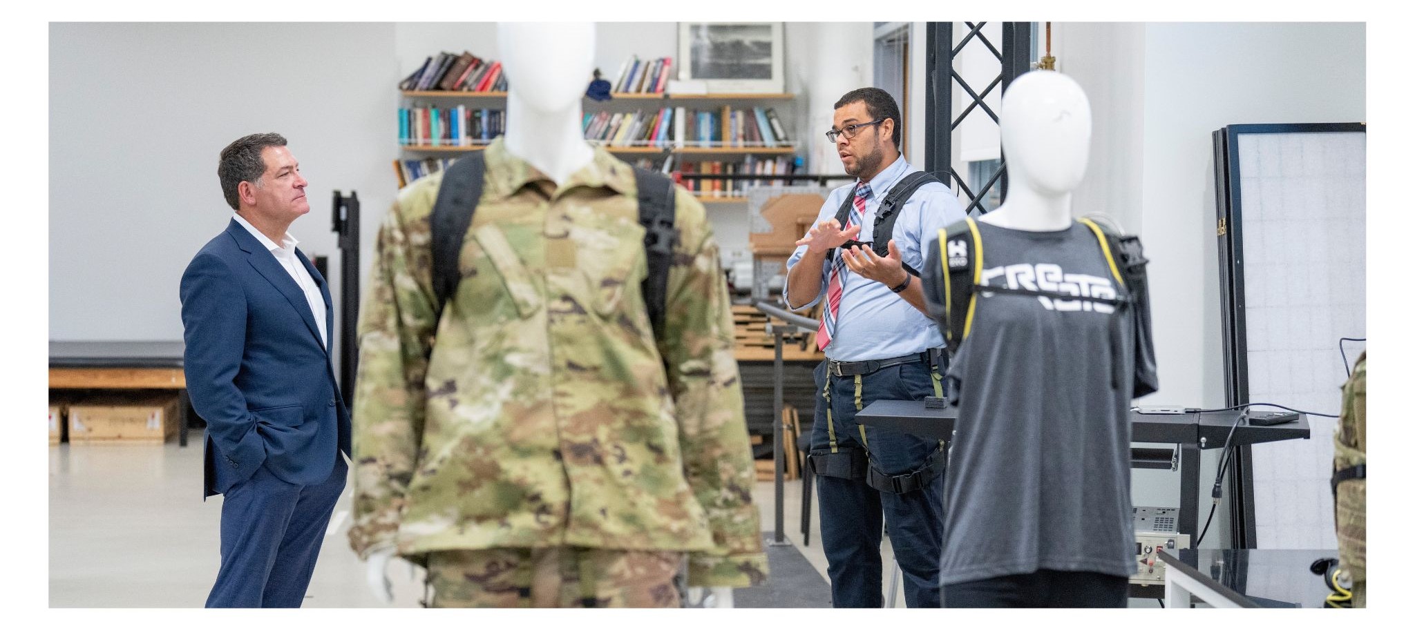 Rep. Green gets an in-depth, hands-on presentation of the lift-assist exosuit—one of the innovations that received support from the Army Futures Command Pathfinder partnership. (Vanderbilt University)