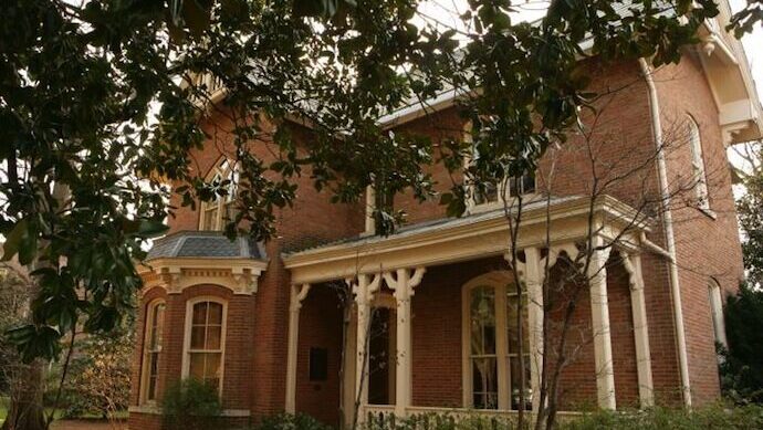 The former Vaughn home, now the Robert Penn Warren Center for the Humanities (Vanderbilt University)