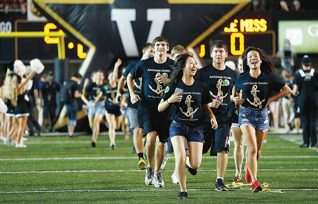 Vanderbilt violates NCAA uniform regulations with 'Anchor Down