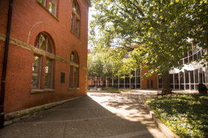 Summer Campus ArchitectureOwenPhotos by: Susan Urmy