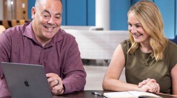 Pictured: Vanderbilt Master of Management in Health Care students study together