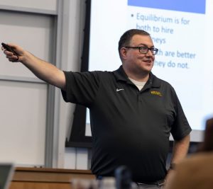 Pictured: Burch Wood, Director of Health Care Programs at Vanderbilt Business, teaches a class