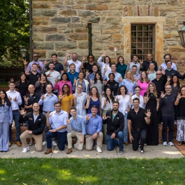 Pictured: Group photo of the Vanderbilt EMBA Class of 2027