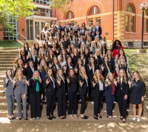 Pictured: Group photo of the Vanderbilt Master of Marketing Class of 2026