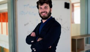 Lorenzo Gavassino receives 2026 George E. Valley Jr. Prize from APS