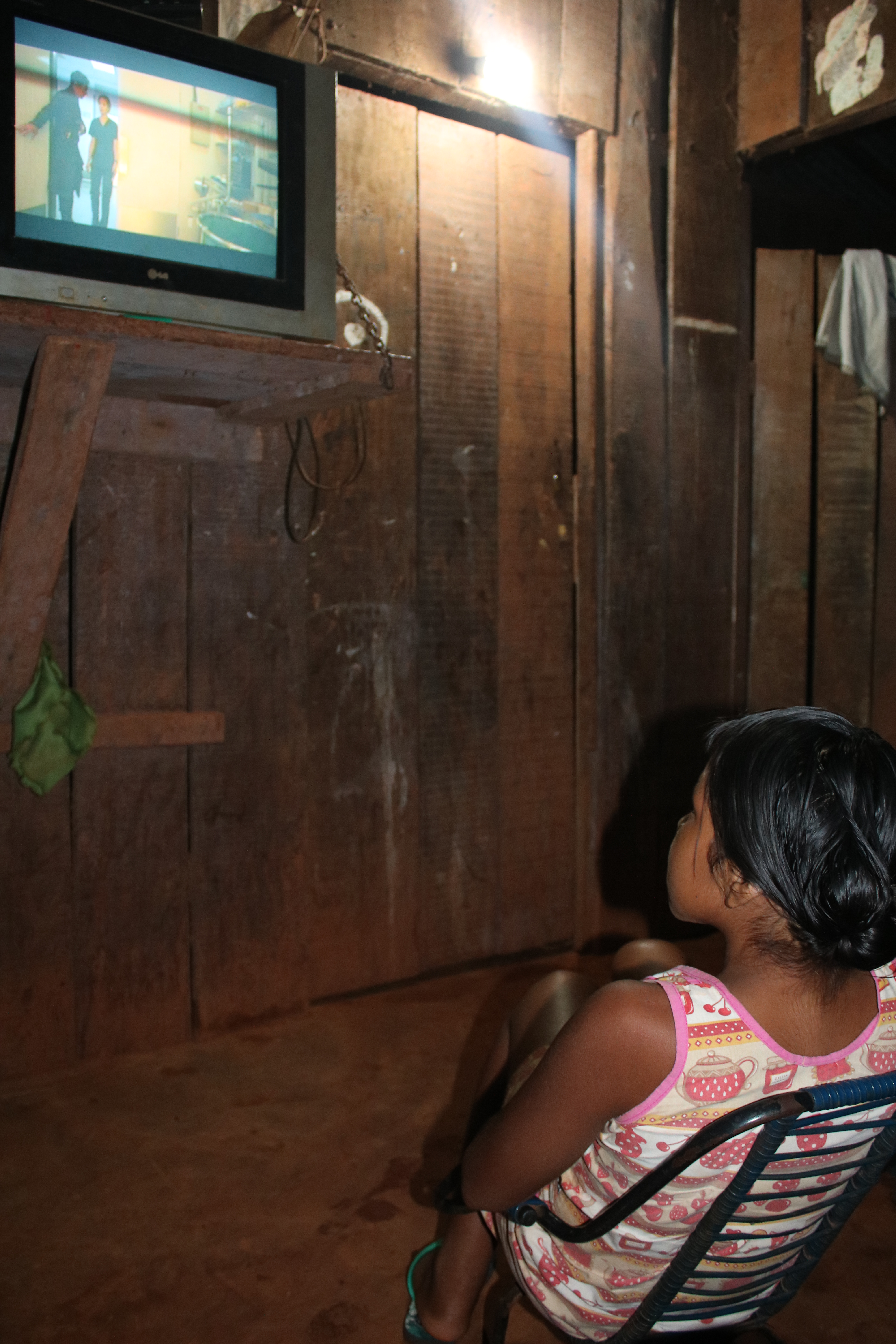 Watching Brazilian telenovelas in the village of A'Ukre