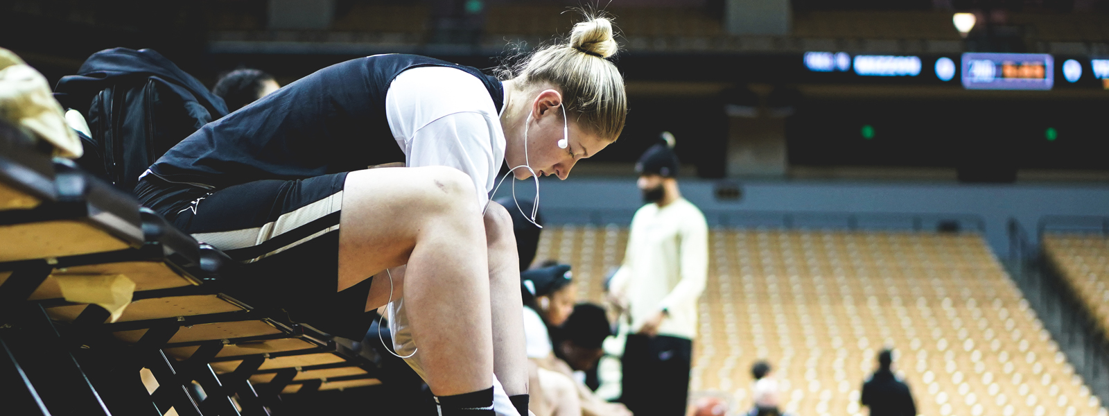 Bree Horrocks playing basketball