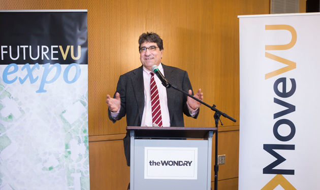 Chancellor Nicholas S. Zeppos and Tennessee Department of Transportation Commissioner John Schroer announced a $4.5 million CMAQ grant, which the university will match, at the FutureVU Mobility Expo Nov. 6 at the Wond'ry. (Susan Urmy/Vanderbilt)