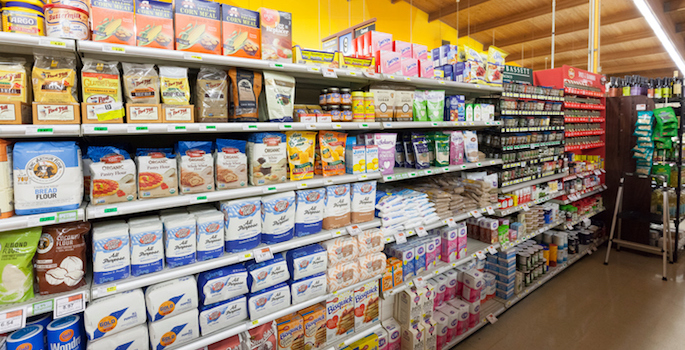 grocery store aisle - baking aisle