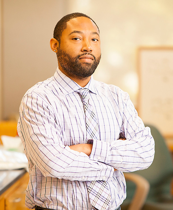 Sugars in human mother’s milk are nontoxic antibacterial agents