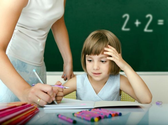 Giving a child feedback during problem solving may do more harm than good, according to a new Vanderbilt study (iStock)
