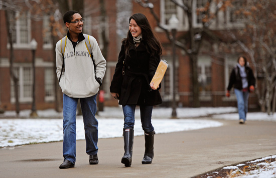 Students Nicholas Aubourg (left) and Hannah Kim make their way to class on the Vanderbilt campus. (John Russell/Vanderbilt)