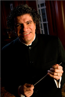 Giancarlo Guerrero (courtesy of Nashville Symphony)