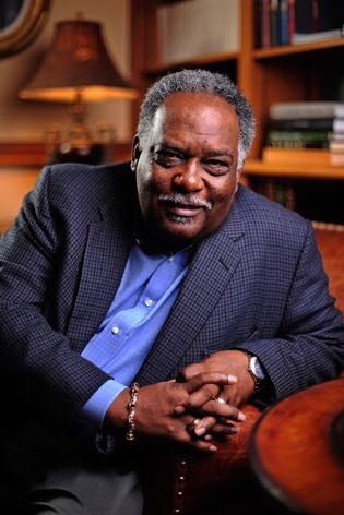 David Williams II smiling and sitting in a chair (Vanderbilt University/John Russell)