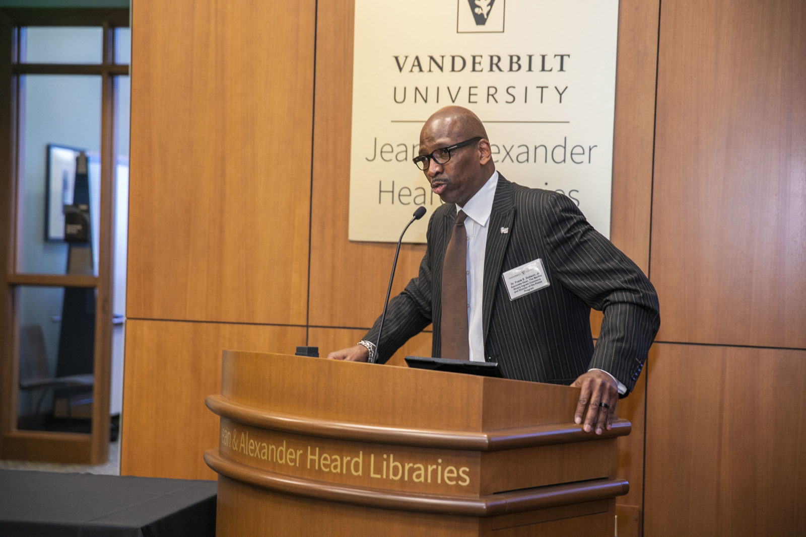 Associate Dean of The Martha Rivers Ingram Commons Frank Dobson, who directs the Posse program, spoke at the 30th anniversary celebration (Anne Rayner/Vanderbilt)