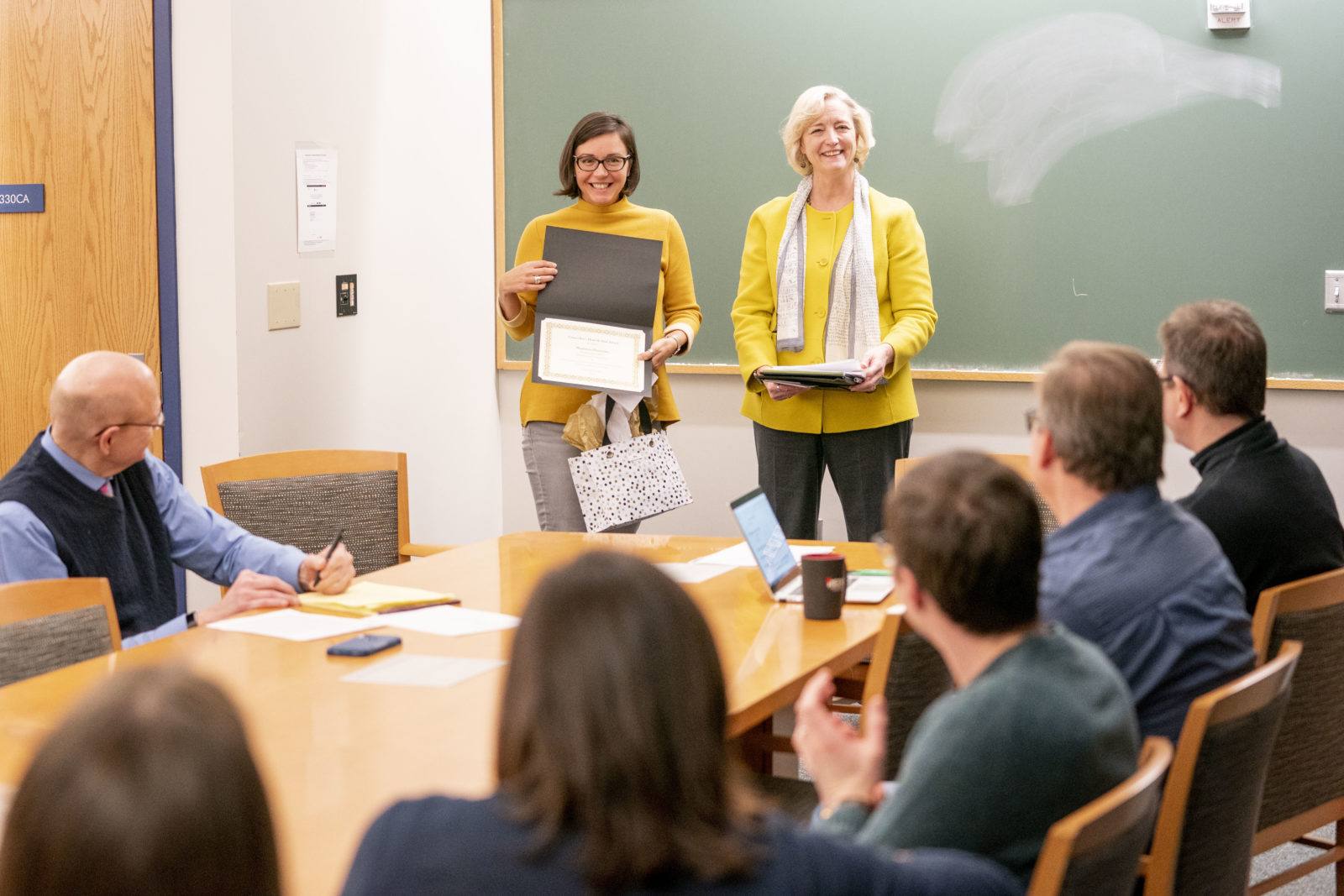 Interim Chancellor and Provost Susan R. Wente presented the Heart and Soul award to Magdalena Paszewska on Nov. 1 at Stevenson Center. (Joe Howell/Vanderbilt University)