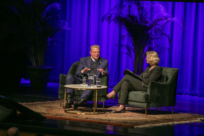 (L to r) Former Vice President Al Gore engages in a Q&A with Interim Chancellor and Provost Susan R. Wente after his presentation (Anne Rayner/Vanderbilt University)