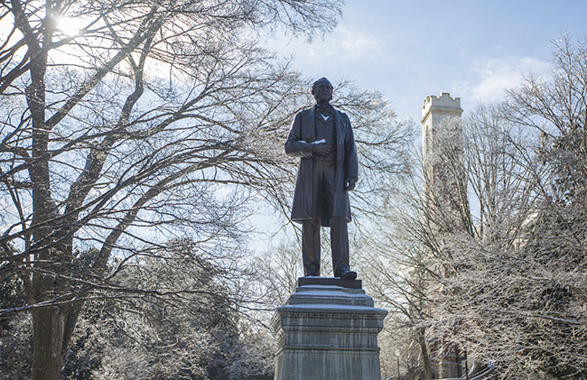 Commodore Cornelius Vanderbilt statue (Daniel Dubois/Vanderbilt University)