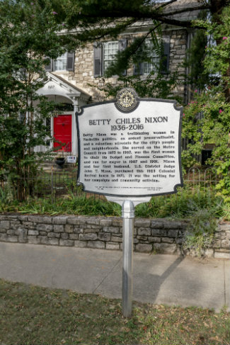 Metro historical marker outside of Betty Nixon's former home