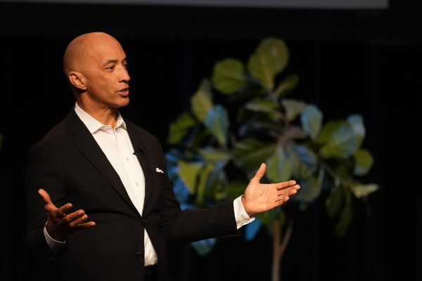 Emmy Award-winning journalist Byron Pitts gives the keynote address for Vanderbilt University’s 2023 Martin Luther King Jr. Day commemorative event. (Photo by Joe Howell)