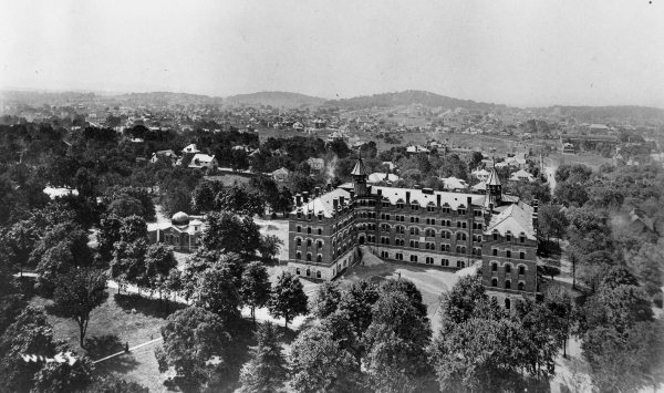 The former Kissam Hall (right) and the original Vanderbilt Observatory (left). (Vanderbilt University Special Collections and University Archives)