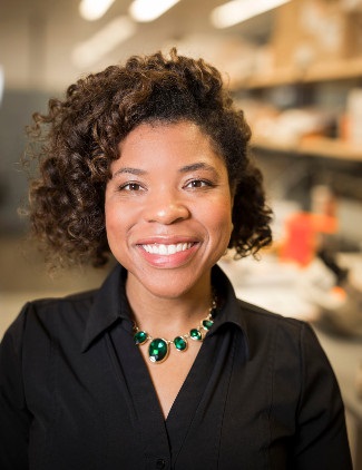 photograph of Breann Brown in the Brown Lab 