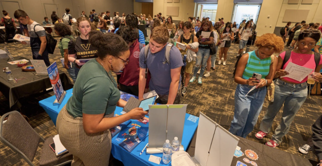 Study Abroad Fair draws 400 students; new grant will help first-year students get passports
