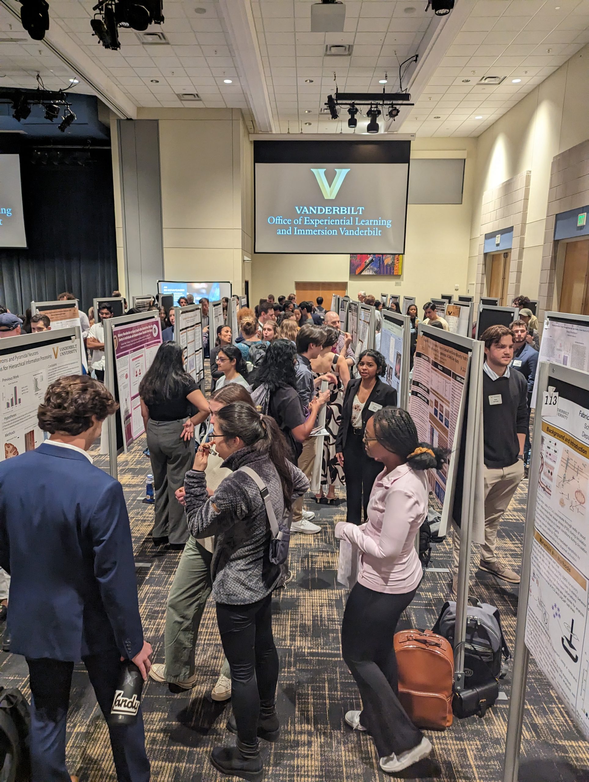 Undergraduate students present their research at the 2023 Fall Undergraduate Research Fair. 