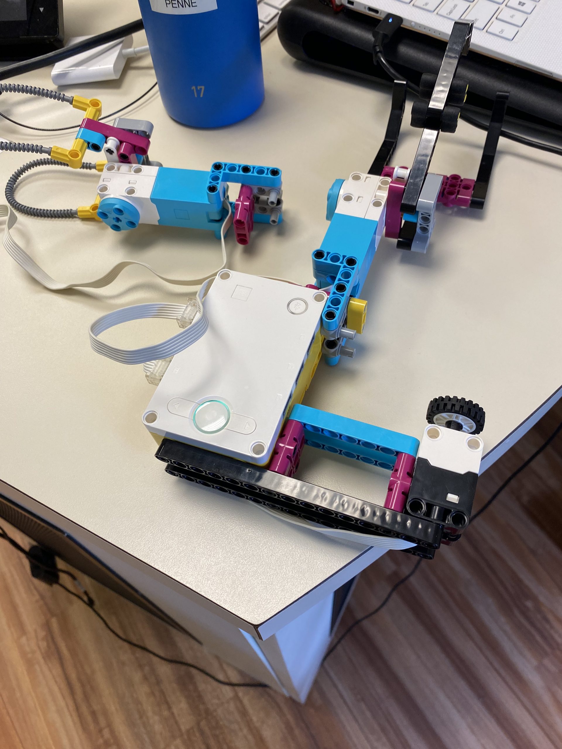 Summer SAVY Session 2, Day 3 – Robotic Engineering | Vanderbilt ...