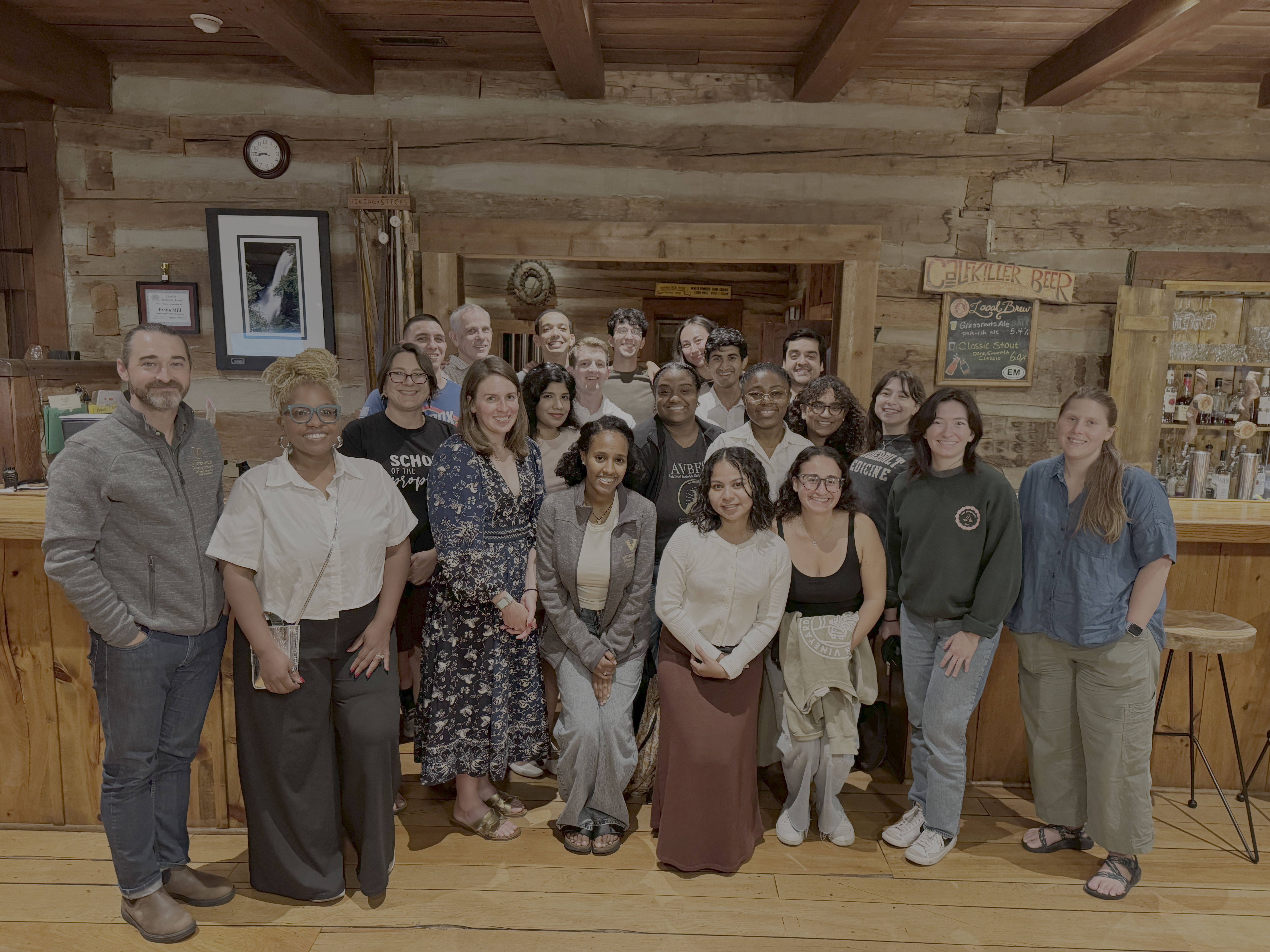 This is an image of Cal Turner Jr. speaking to members of the CTP Program in the VDS Reading Room. 