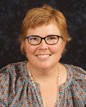 Headshot of Carrie Plummer