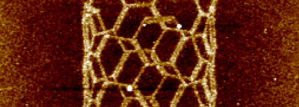 Anodic oxidation on Si using SCM-PIT tip to create a nanolithography nanotube