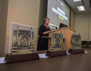 VUSN Faculty/Staff awards in front of Dean Linda Norman