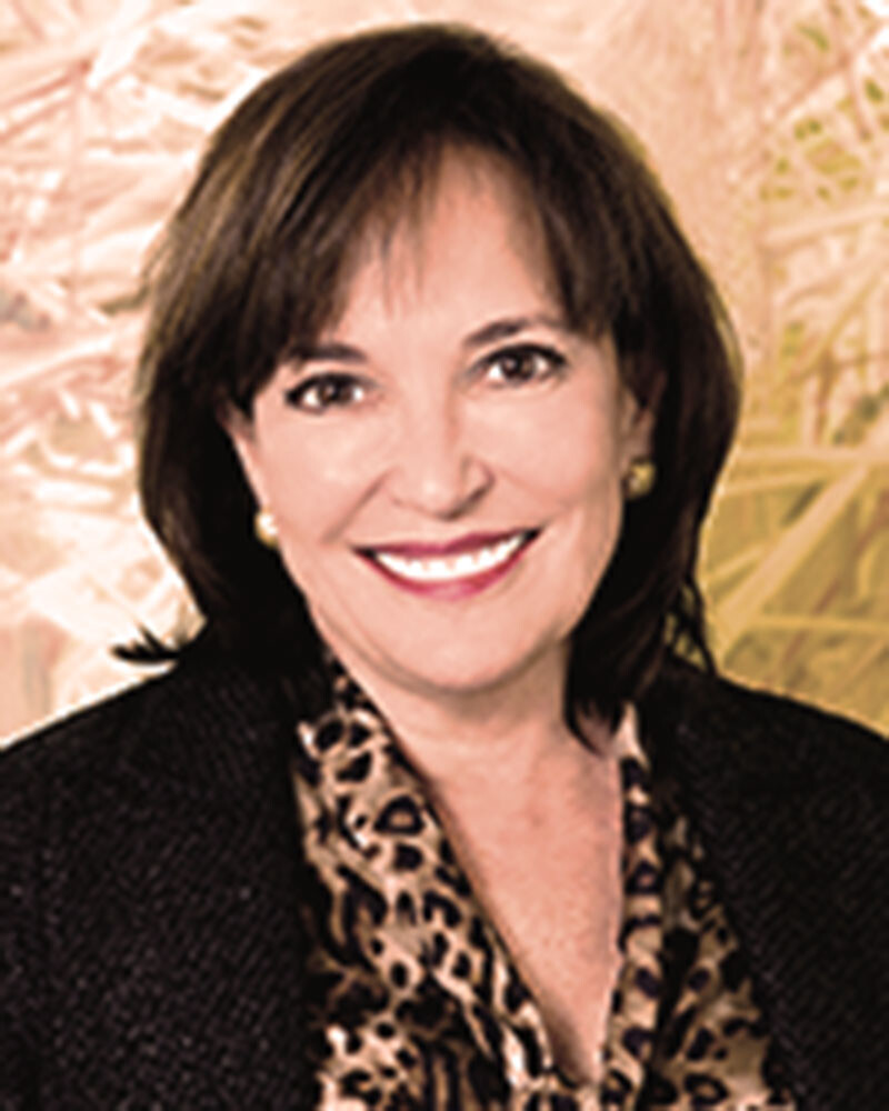 Leigh  Walton