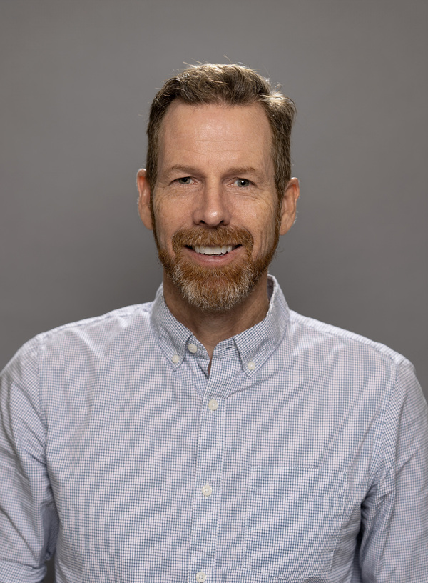 scott crossley headshot