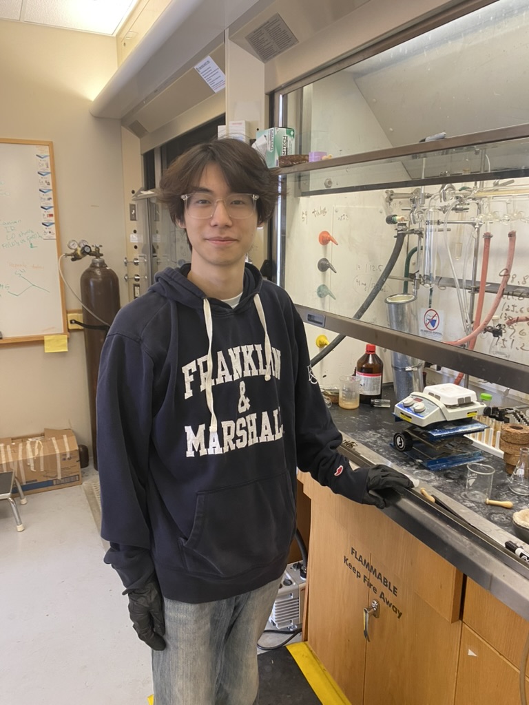 Ryan (He) Zhuo, Graduate Student, in laboratory